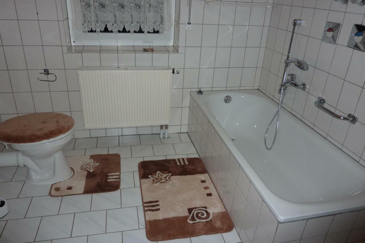 Anton Schuler Apartment Niedenstein Exterior photo
